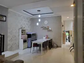 Jual Rumah Cluster Palm Summarecon Bekasi Semi Furnished