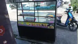 Etalase Kue (Kaca Aluminium)