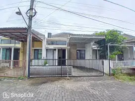 Rumah Minimalis Siap Huni di Cluster One Gate System Joyo Grand