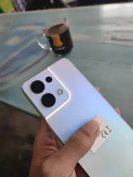 OPPO RENO 8 5G 8GB 256GB MULUS ISTIMEWA