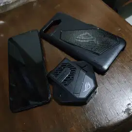 Paket ASUS ROG Phone 5s + Aksesoris Gaming Resmi - Preloved