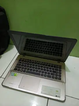 Laptop Asus second core i5