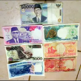 Uang jadul berbagai nilai