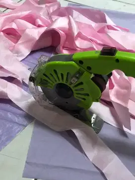Tukang potong bahan kain