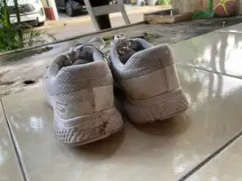 Sepatu Skecher Go Run