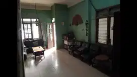 RUMAH DEKAT STASIUN KEDIRI KOTA