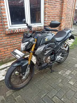 Honda CB 150R SE 2022/2023 Pajak on Panjang Gress Istimewa