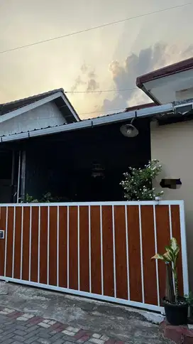 RUMAH SIAP HUNI DI JL SINGA TIMUR SUPRIYADI PEDURUNGAN SEMARANG