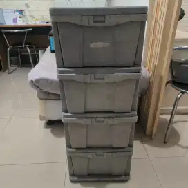 Lemari plastik 4 laci