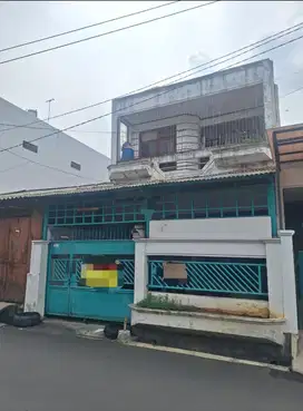 ( COCOK UNTUK KANTOR) RUMAH  TENGAH KOTA DI JL ANGGREK SEMARANG TENGAH