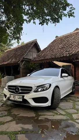 Mercedes benz c300 AMG line 2018 14KM cash