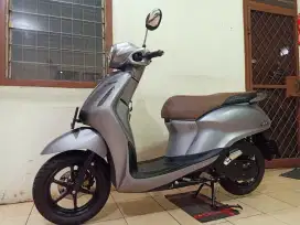 Yamaha GRAND FILANO HYBRID CONNECTED KEYLESS 2024 ( LOW KM / LIKE NEW)