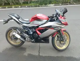 Kawasaki Ninja 250 SL (2019)