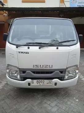 Isuzu traga PU 2023 masih tgn1 tdk buat muatan masih mulus siap pakai