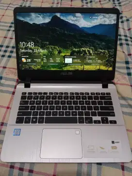 Asus Vivobook A407 - Slim