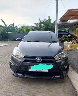 TOYOTA YARIS TH 2015 (DIJUAL FOR INDIVIDU)