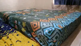 Jual kasur In The Box 160x200 baru 1,5 tahun pemakaian
