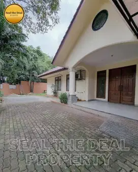 Disewakan Rumah Bisa Untuk Silent Office Di Senopati Jakarta STD402