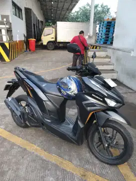 Honda Vario 125 Keyless CBS ISS Baca Deskripsi