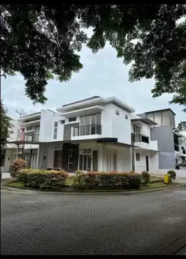 Dijual sgt murah rumah sgt rapih siap huni di Residence One-Bsd City