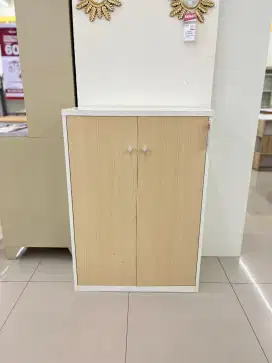 lemari dokumen besi
