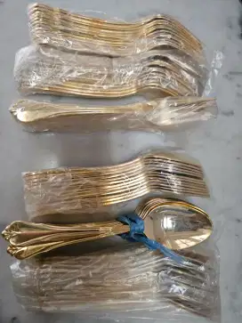 Sendok dan Garpu Makan de Paris