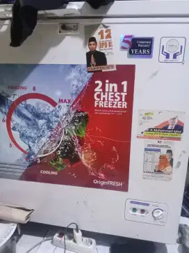 Freezer TOSHIBA 29,5 L  MATI ,,Nego