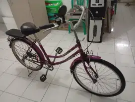 Sepeda mini ukuran 24