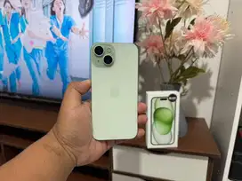Iphone 15 128gb ibox umur sebulanan mulus seperti baru