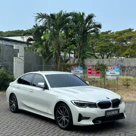 [KM 35RB] BMW 320I 2020