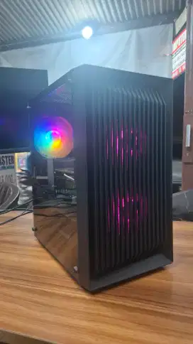 Pc intel core i5 untuk kerja desain grafis game