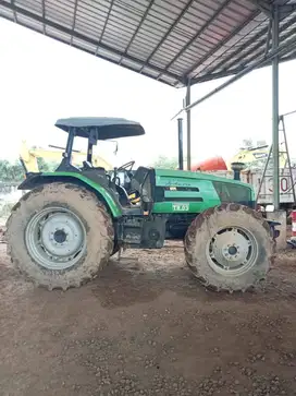 Jual Traktor Deutz-Fahr Agrotrac150