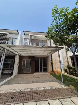 Sewa Rumah PIK 2 luas 8x15 Ada AC rapi siap huni TERMURAH