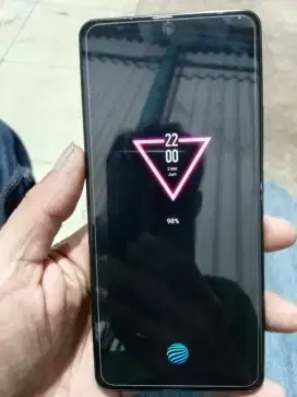 Vivo Iqoo Z9 5G 12/256 (Varian Tertinggi)