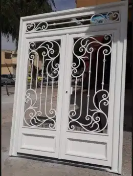 Tempahan baru pintu klasik