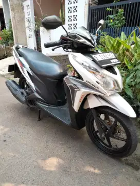 Honda Vario 125 KZR CBS ISS Gress tahun 2013 pajak hidup