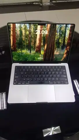 terima beli macbook pro macbook Air kondisi bagus rusak