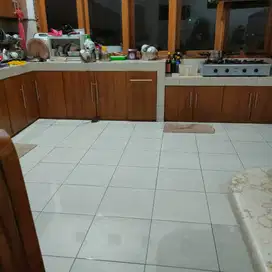 Asisten rumah tangga / pembantu rumah tangga/ PRT/ART