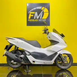 Honda PCX Tahun 2022 plat Depok putih remote lengkap