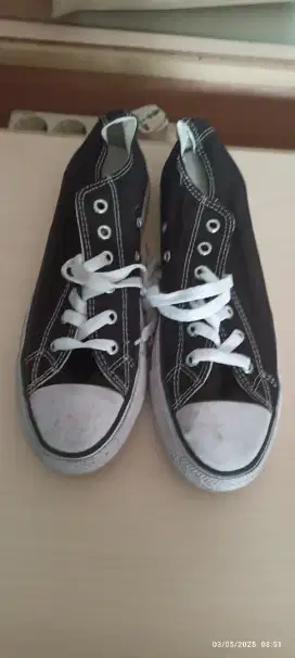 Sepatu Converse low