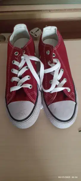 Sepatu Converse low