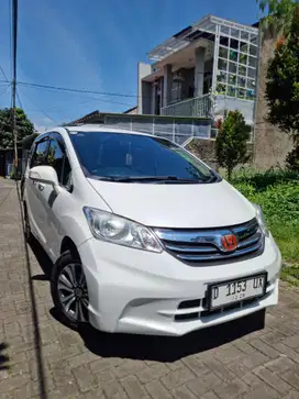 low km Freed SD 2013 double blower istimewa, freed s at