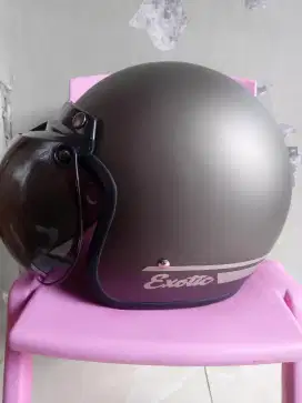 Helm bongo masih baru blm pernah di pake