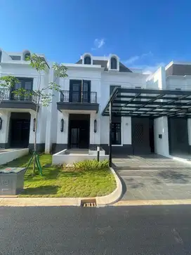 Rumah Semi Furnish Tiga Lantai Summarecon Crown Gading Bekasi