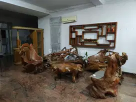 DISEWAKAN   Rumah Antik Siap Huni di Griya Inti Sentosa, Bisa Nego