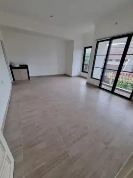 dijual rumah baru di pejaten timur jakarta selatan