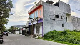 ‼️DIBAWAH HARGA‼️Rumah Cafe 3 Lantai diDeltasari Raya Waru Sidoarjo.