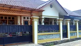 Rumah bagus SHM siap Huni kontemporer style di Bintaro LH 103