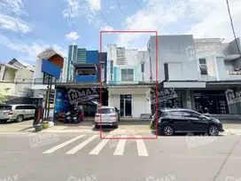Disewakan Ruko Siap Pakai Lebar Depan 5 Kawasan Padat Penduduk