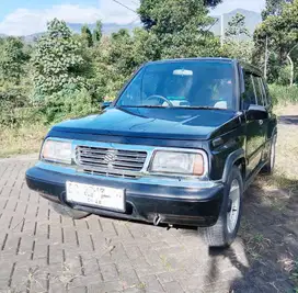 Suzuki Escudo 1995 Bensin